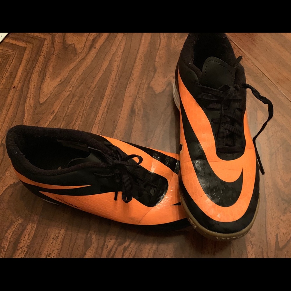 Nike Hypervenom Indoor Soccer Shoes